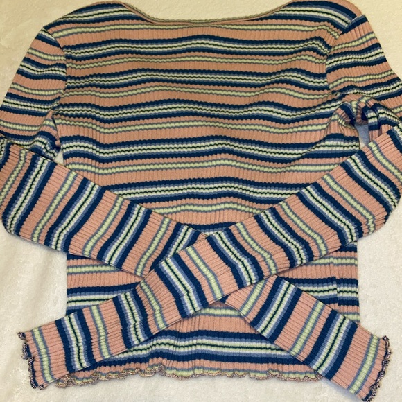 Wild Fable Striped Deep VNeck Button Down Croptop - Picture 5 of 5